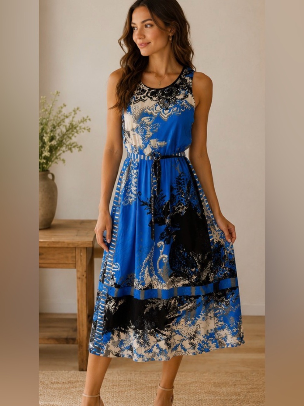 💐🫶Elie Tahari Blue and Black Printed Sleeveless Maxi Dress